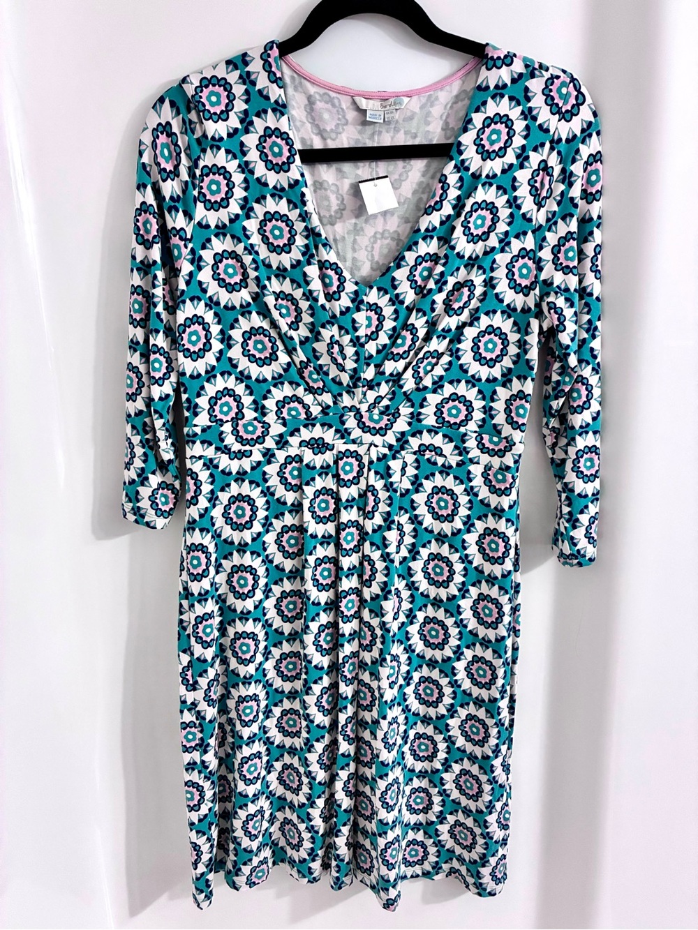 Boden Women's green/pink/navy V-Neck dress Sz 12L